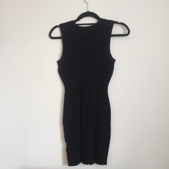 Guess black dress with zipper detail size xs - Picture 5 of 6